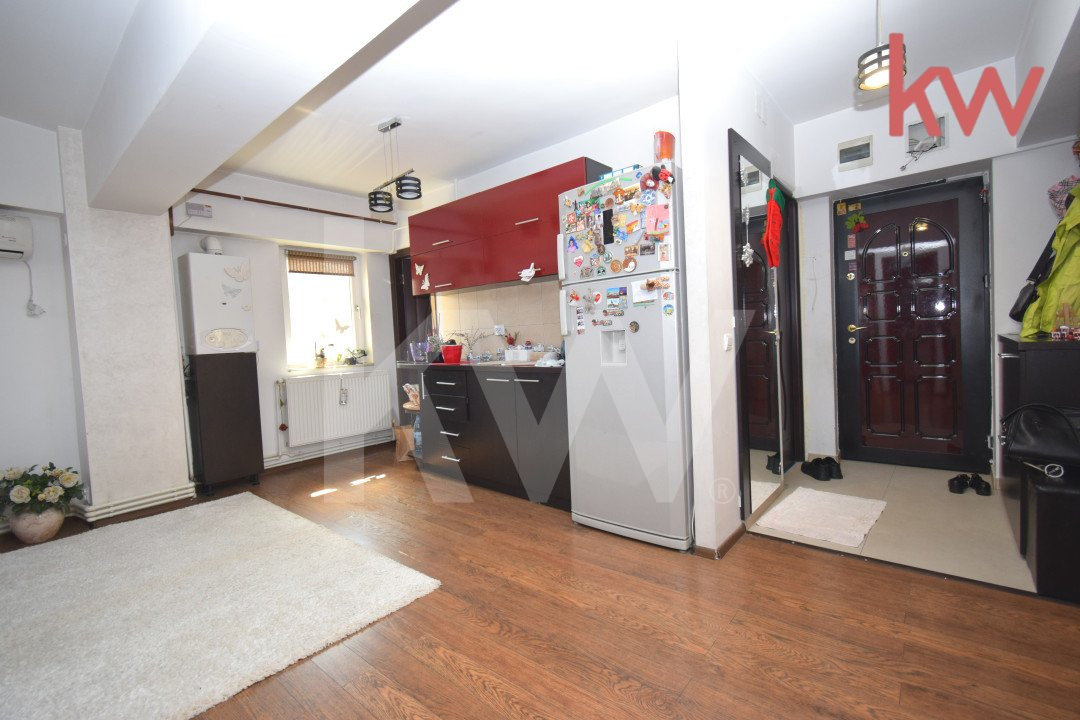 Apartament etajul 1,  Brazda lui Novac, 4 camere decomandat renovat si mobilat