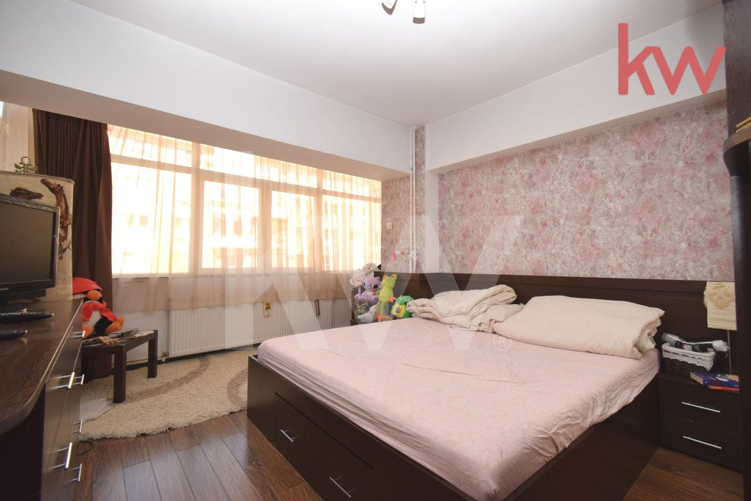 Apartament etajul 1,  Brazda lui Novac, 4 camere decomandat renovat si mobilat