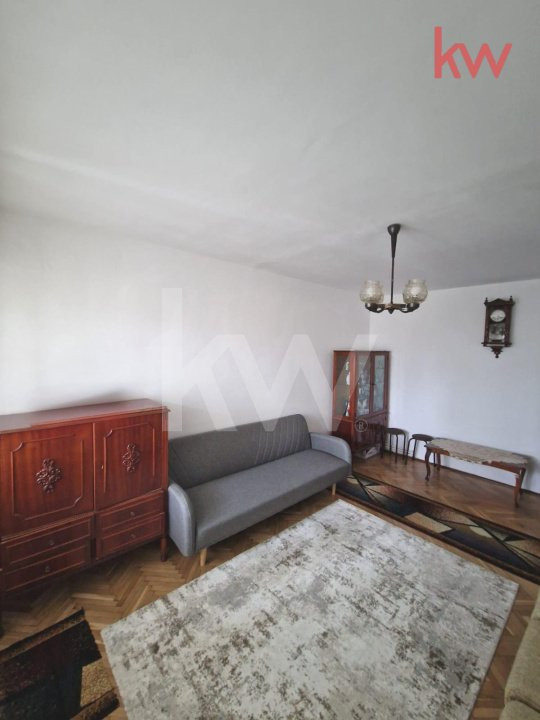 Apartament 3 camere spațios – Calea București, zona Teatrul Colibri 