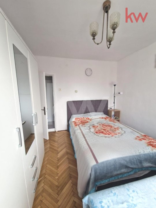 Apartament 3 camere spațios – Calea București, zona Teatrul Colibri 