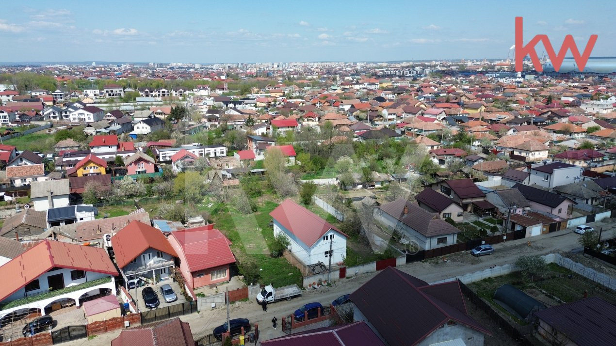 Casa parter si mansarda, teren 575 mp - str Gorjului Craiova, Ocazie de Paste!