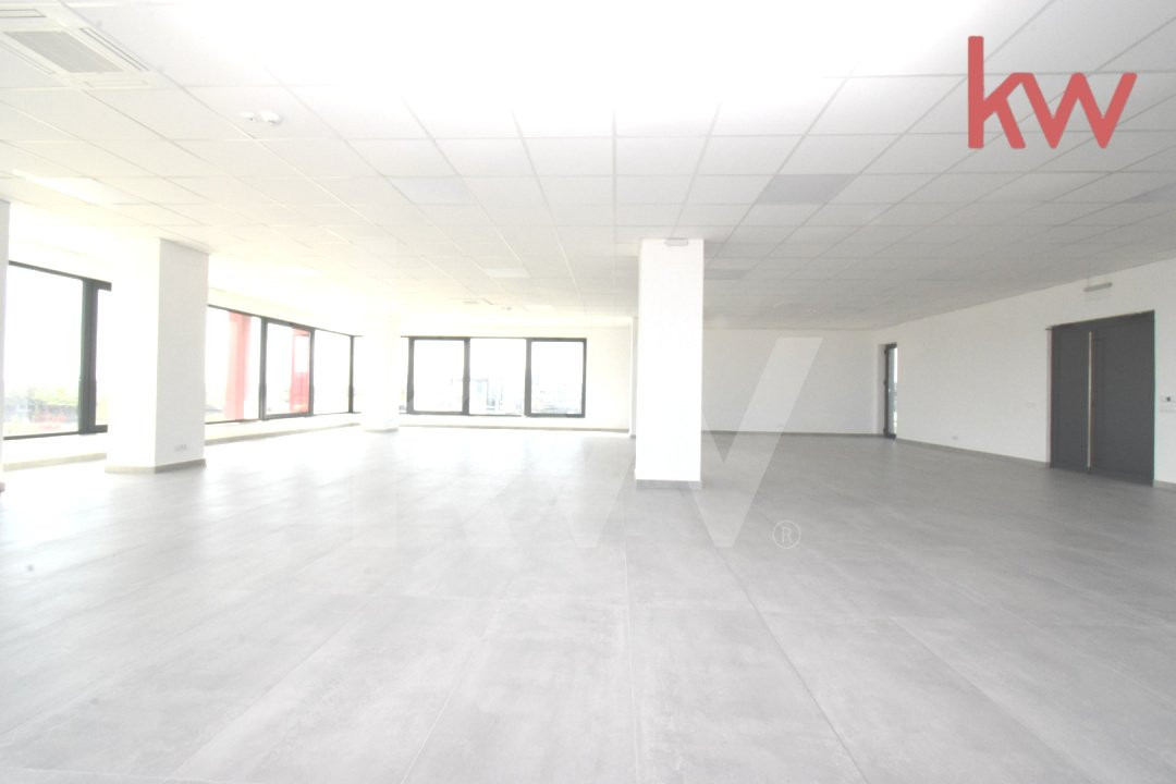 Hale moderne si spatii de birouri de inchiriat, zona aeroportului Craiova