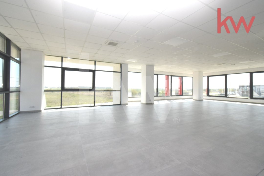 Hale moderne si spatii de birouri de inchiriat, zona aeroportului Craiova