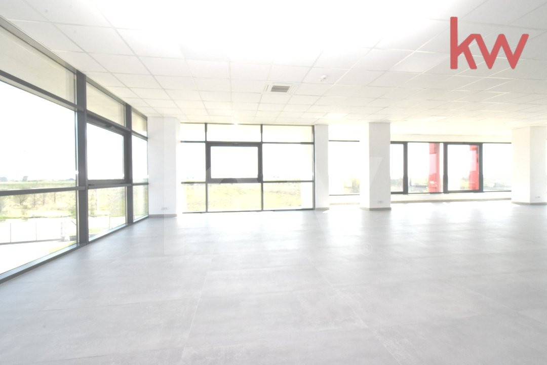 Hale moderne si spatii de birouri de inchiriat, zona aeroportului Craiova