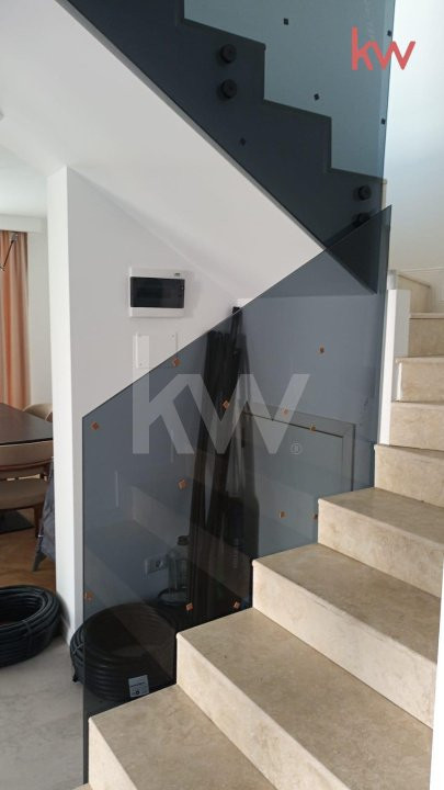 Casa moderna, strada privata