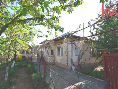 Casa Carcea si anexa,  teren 1077 mp toate utilitatile