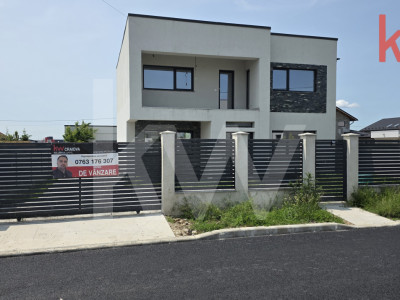 Casa zona aeroport Craiova, moderna,  parter si etaj teren 500 mp 