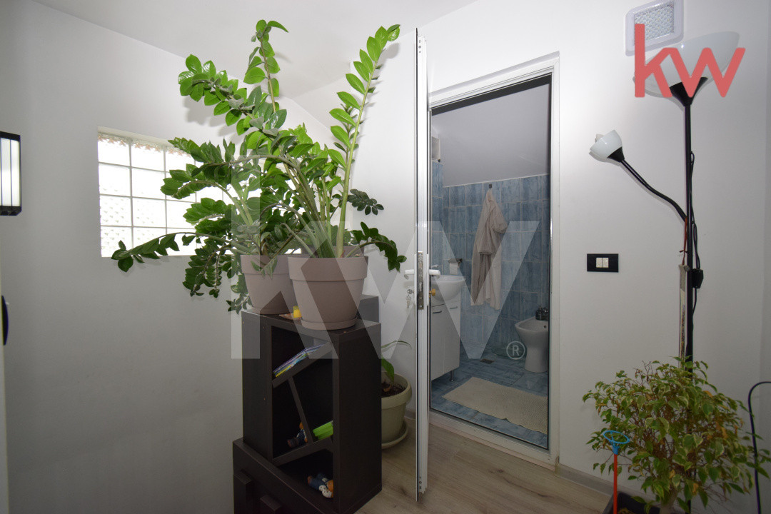 Casa Albesti mobilata si utilata,  deosebita, parter si mansarda