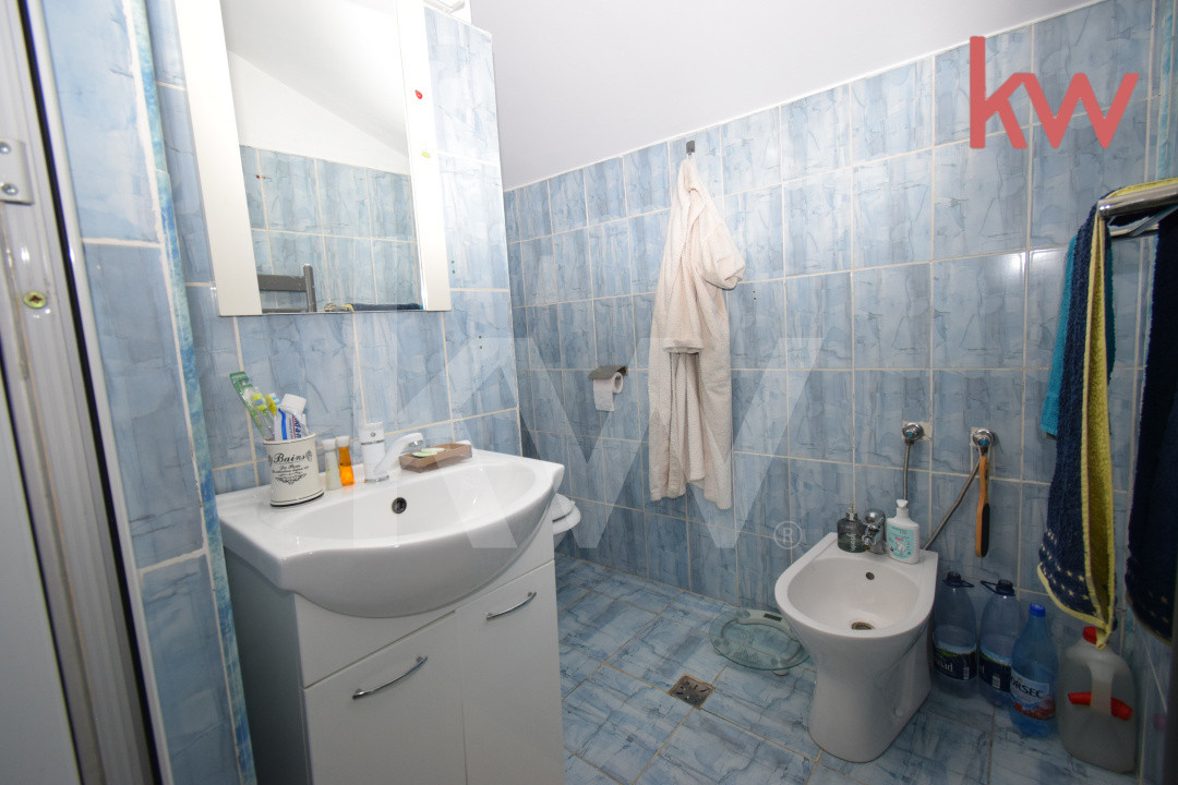 Casa Albesti mobilata si utilata,  deosebita, parter si mansarda