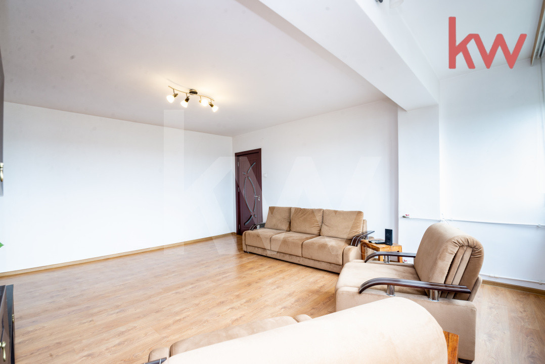 Apartament 3 camere complet mobilat, priveliste panoramica, Bd. Decebal 