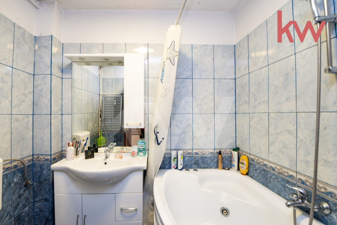 Apartament 3 camere complet mobilat, priveliste panoramica, Bd. Decebal 