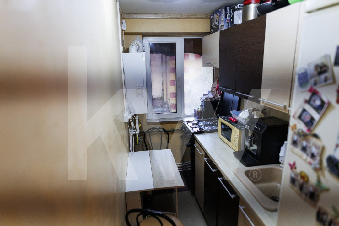 Apartament 2 camere etaj 4 Craiovita