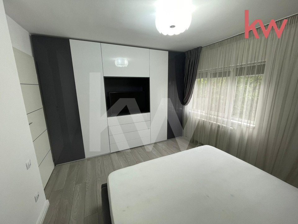Apartament 3 camere, 1 mai, etaj 1, 78mp.