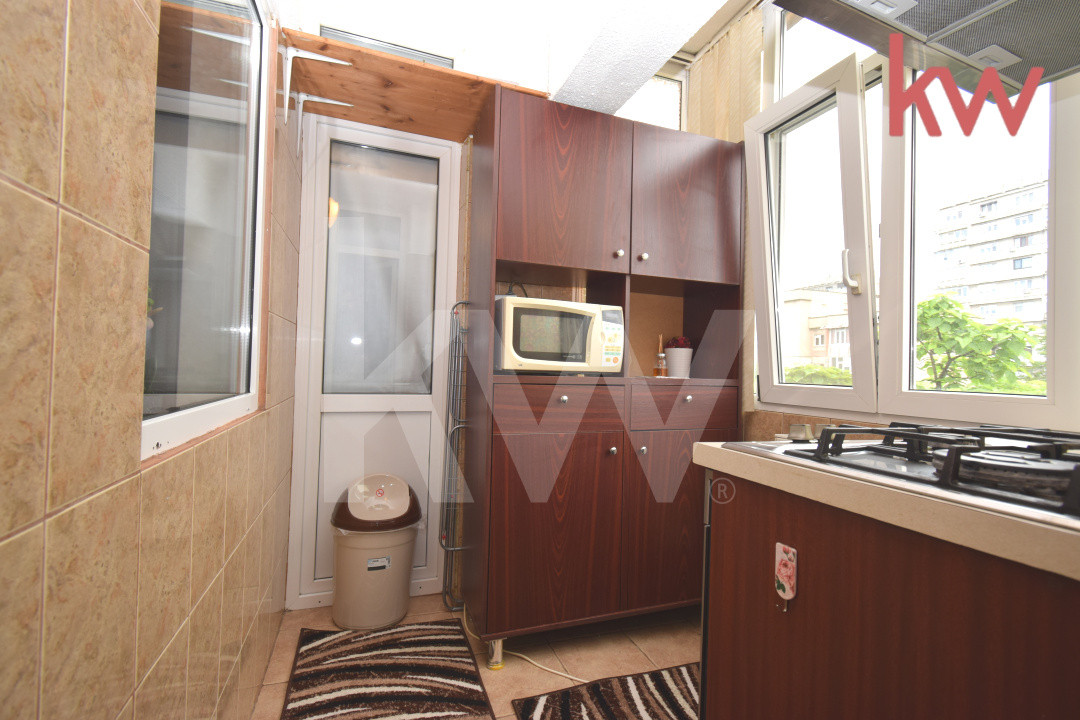 Apartament 3 camere decomandat, de inchiriat, centrala, Brazda lui Novac