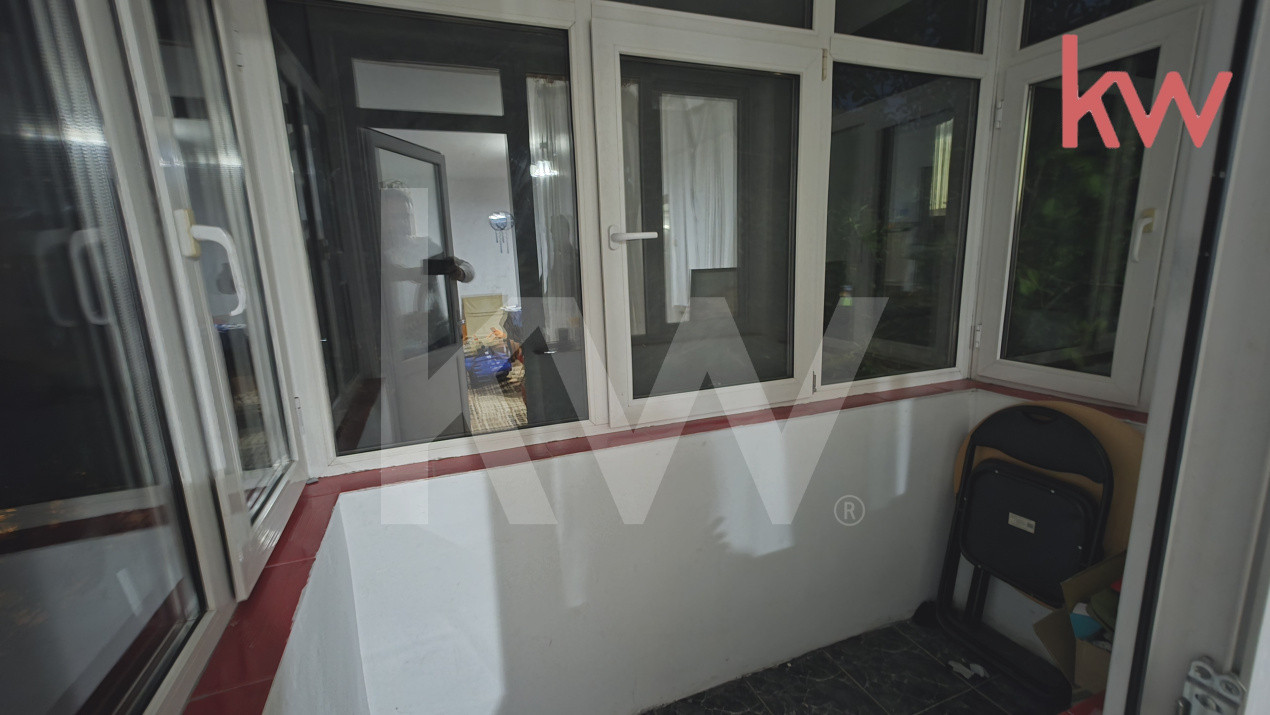 Apartament decomandat, Rovine, centrala, etajul 3
