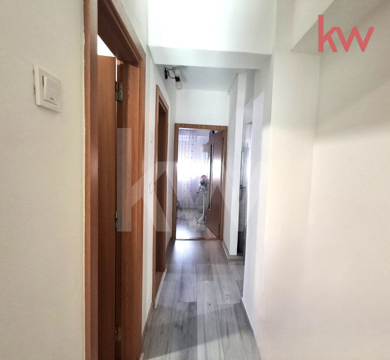 Apartament 1 Mai, 76 mp, et. 1