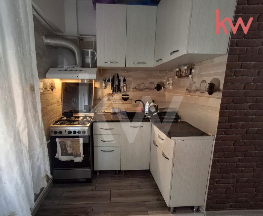 Apartament 1 Mai, 76 mp, et. 1