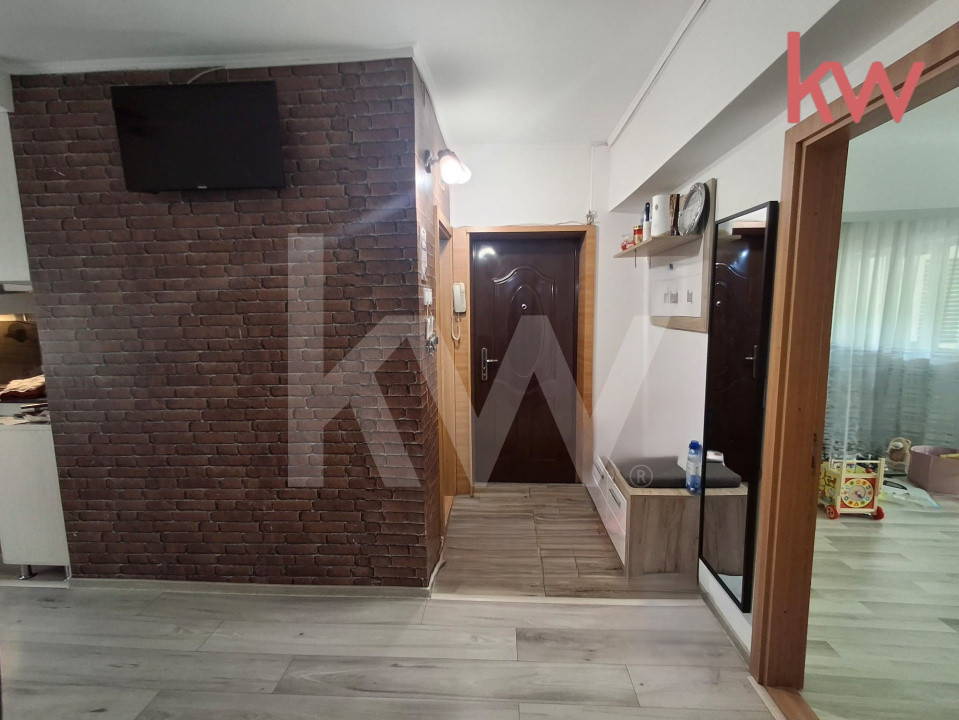 Apartament 1 Mai, 76 mp, et. 1