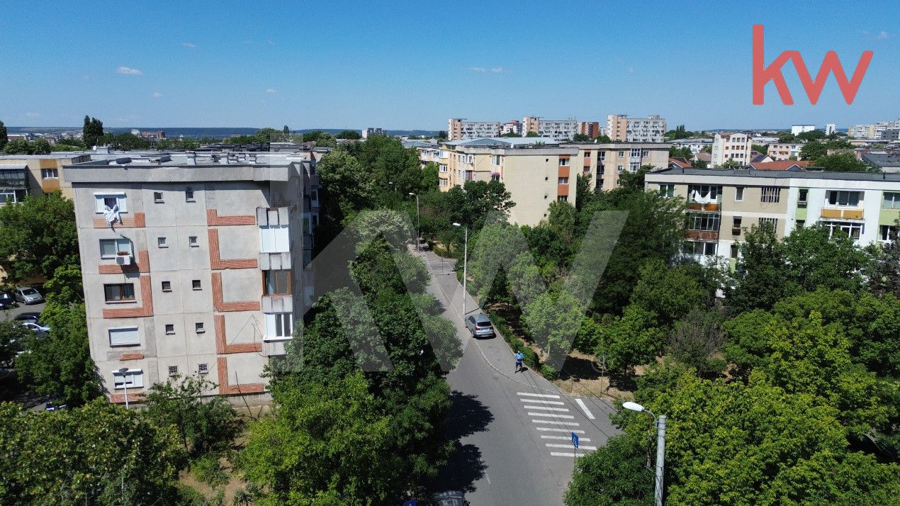 Apartament decomandat, Brazda , K - uri parter !