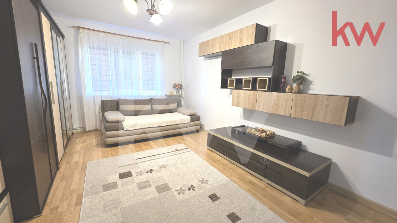 Apartament 2 camere, decomandat, centrala termina,  renovat si mobilat