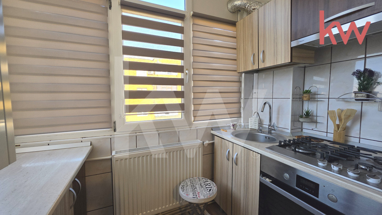 Apartament 2 camere, decomandat, centrala termina,  renovat si mobilat