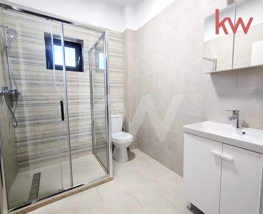 Apartament 2 cam. LUX – 75 mp, et. 3, AC Dyson – SIF Oltenia