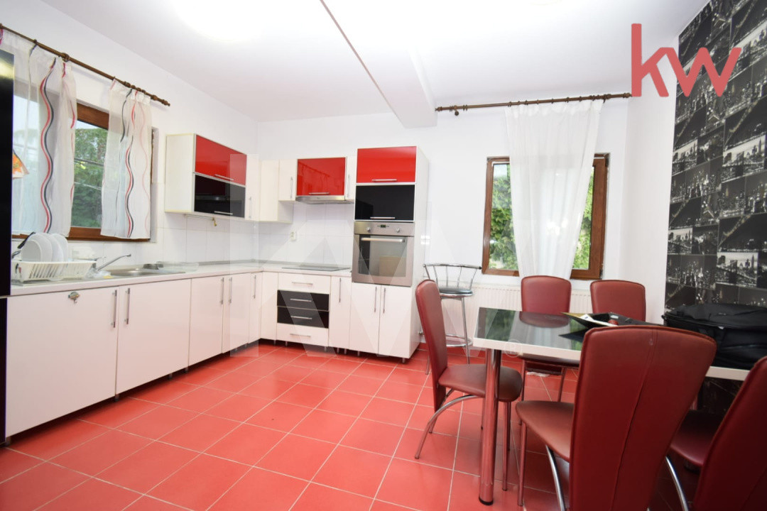 Casa Moderna 4 camere, 212 mp, mobilata, teren 377 mp
