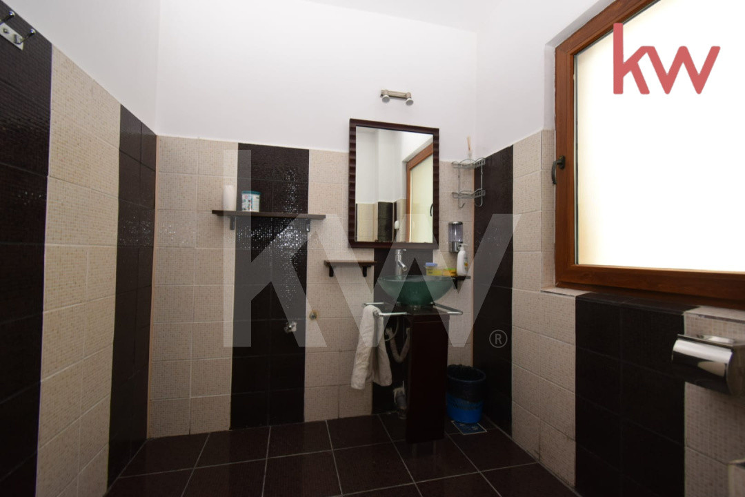Casa Moderna 4 camere, 212 mp, mobilata, teren 377 mp