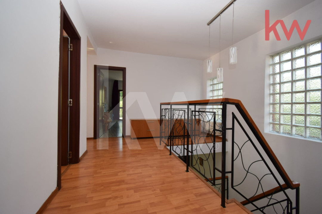 Casa Moderna 4 camere, 212 mp, mobilata, teren 377 mp