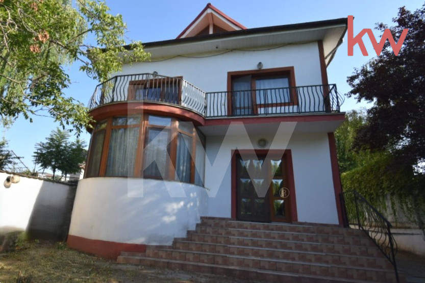 Casa Moderna 4 camere, 212 mp, mobilata, teren 377 mp