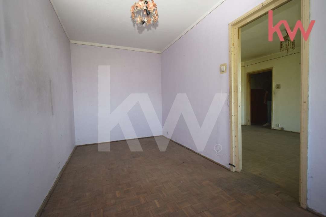 Apartament 2 camere semidecomandat, pret de garsoniera !