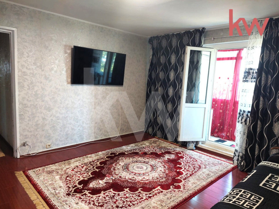 Apartament 3 camere, zona centrala, 67 mp