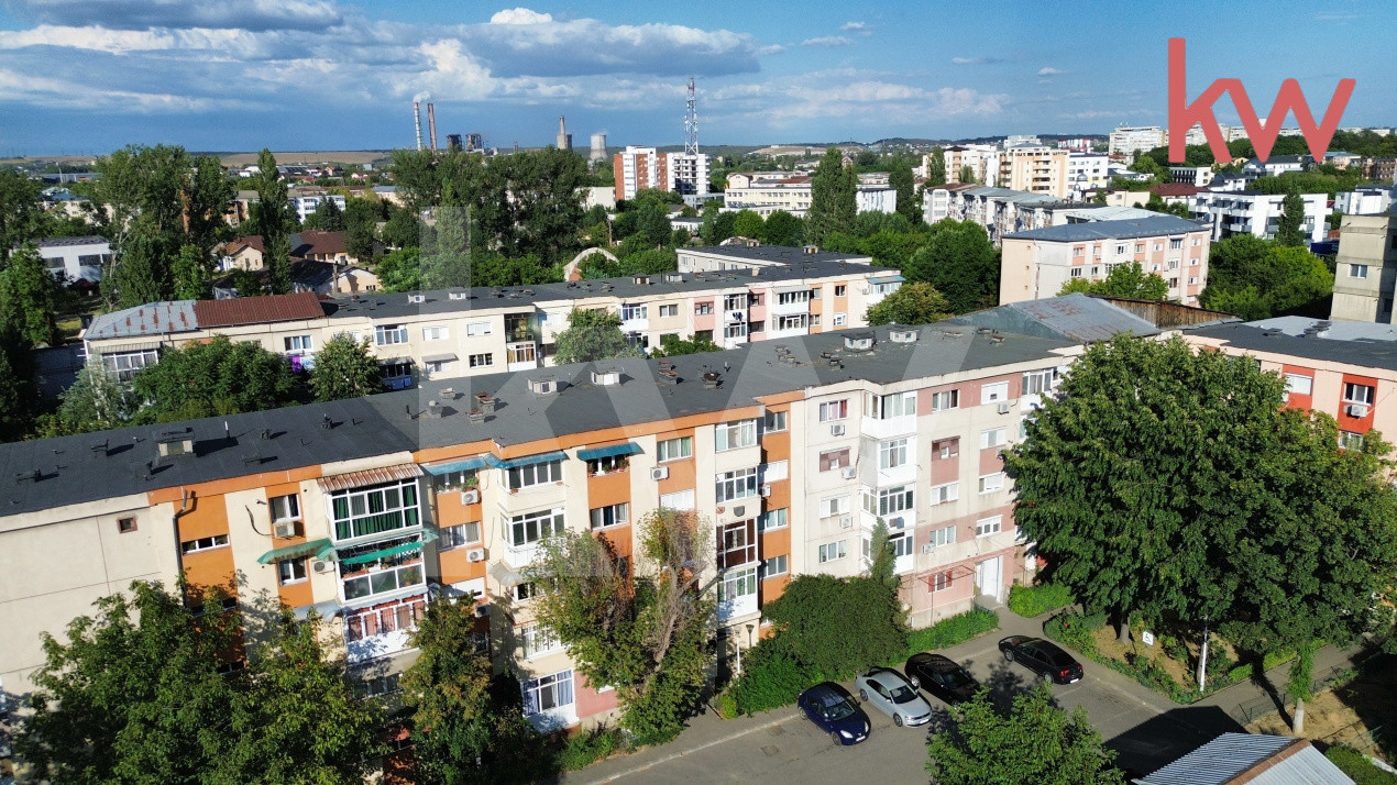 Apartament decomandat, centrala, complet mobilat Craiovita Noua