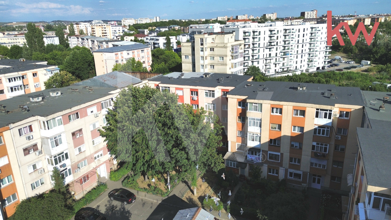 Apartament decomandat, centrala, complet mobilat Craiovita Noua