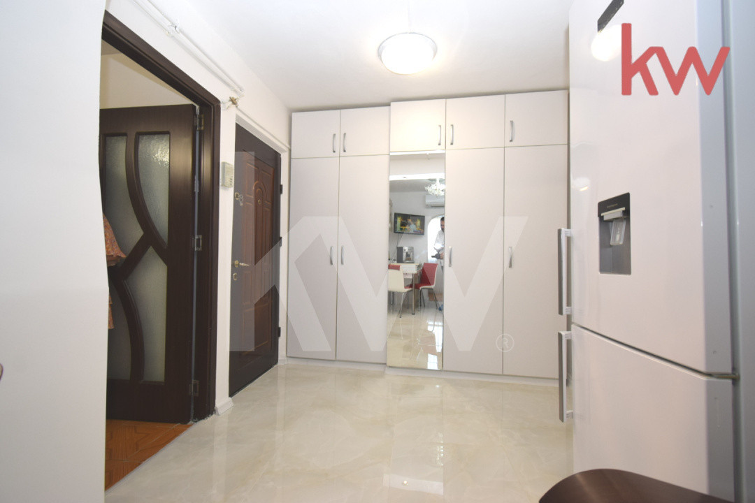 Apartament decomandat, centrala, complet mobilat Craiovita Noua