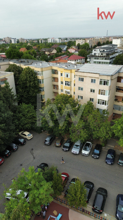 Apartament 4 camere George Enescu, decomandat 