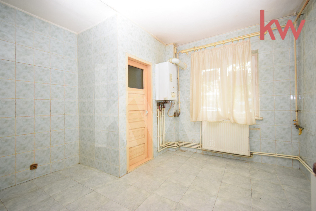 Apartament 4 camere George Enescu, decomandat 