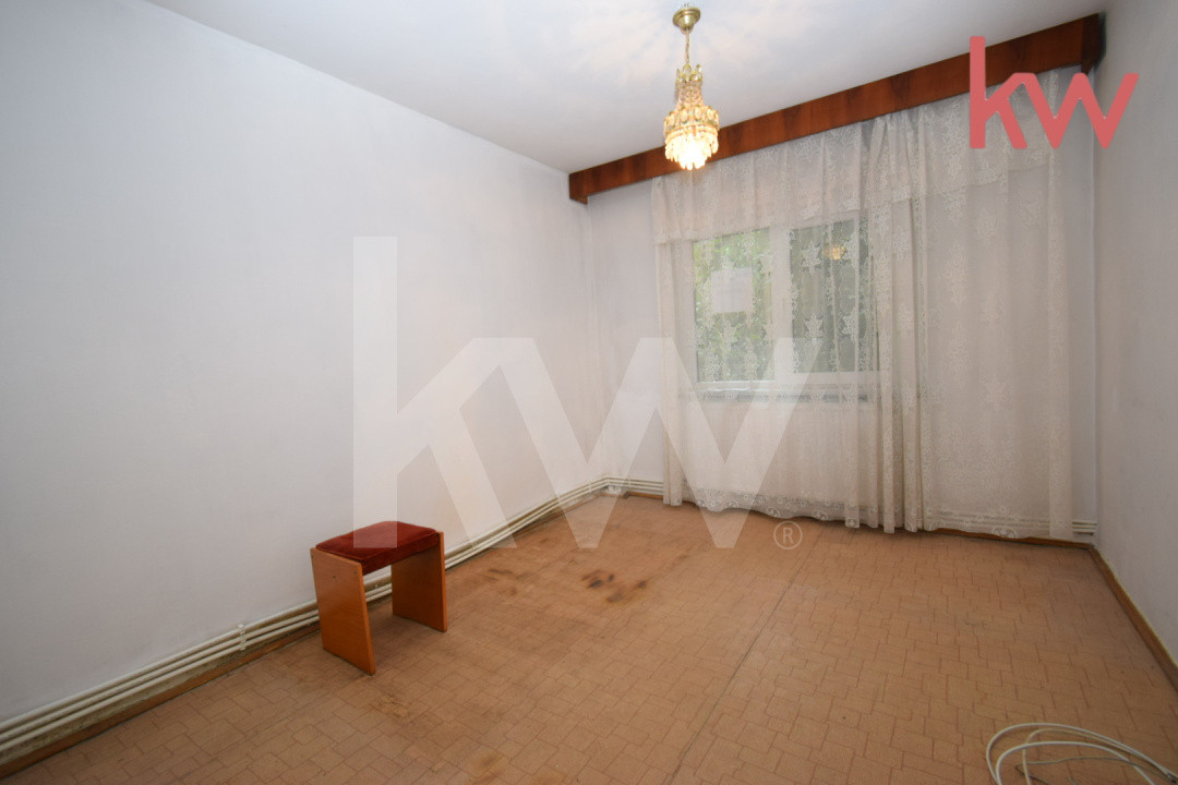 Apartament 4 camere George Enescu, decomandat 