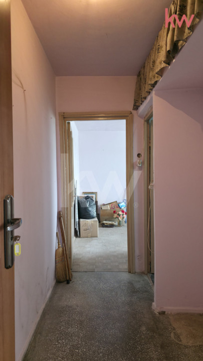 Apartament 2 camere, centrala termica noua, Craiovita Noua