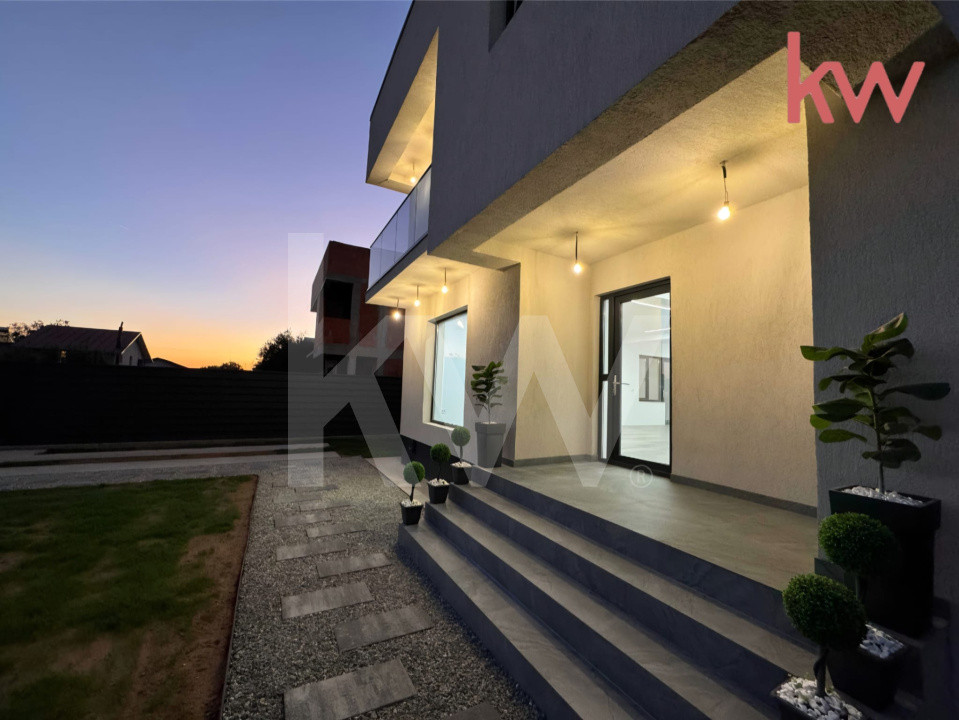 Casă  noua de vânzare, 5 camere – str. Carpenului