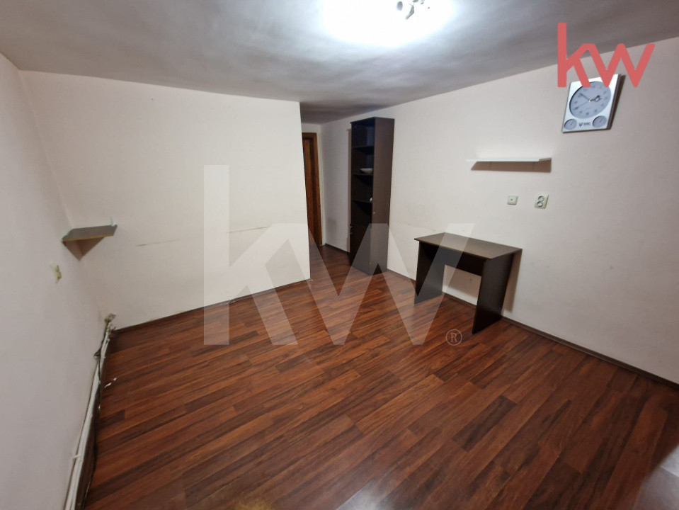 Spatiu de inchiriat zona centrala, 70 mp, demisol