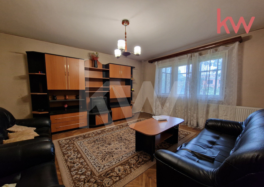 DE VÂNZARE, Apartament 3 camere in centru 