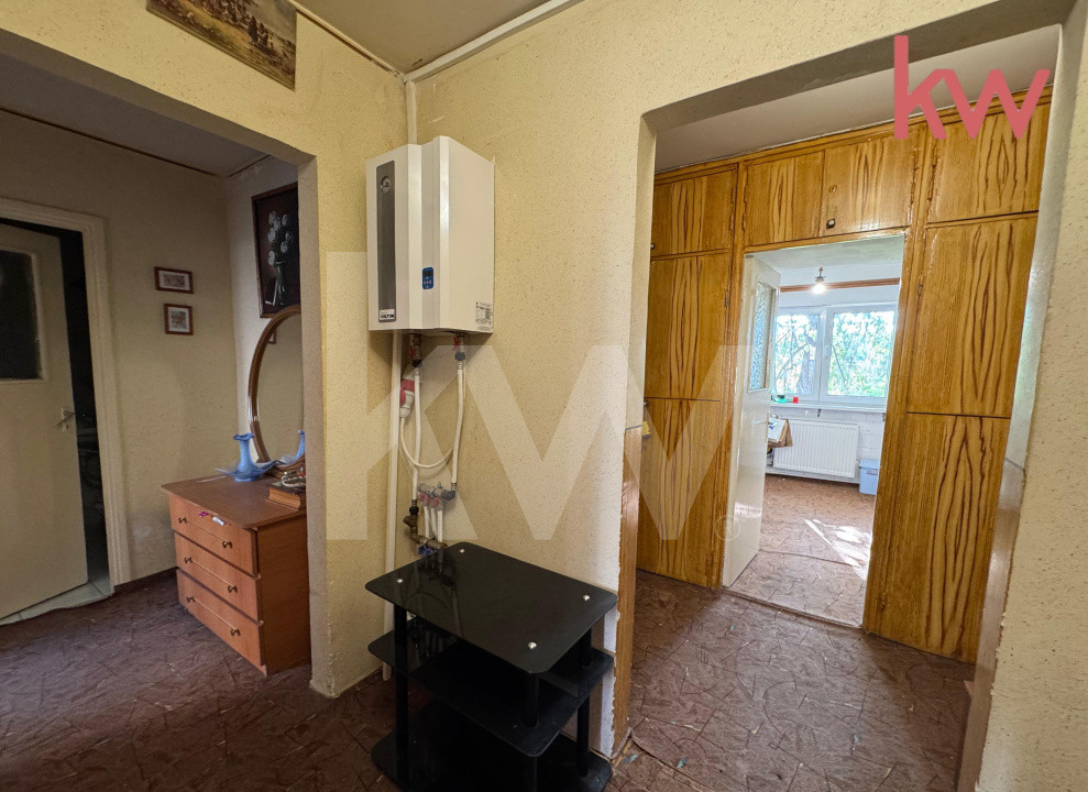 DE VÂNZARE, Apartament 3 camere in centru 