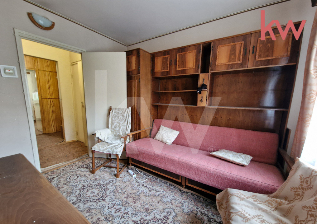 DE VÂNZARE, Apartament 3 camere in centru 