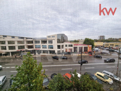 DE VANZARE apartament 2 camere decomandate Bulevardul Decebal