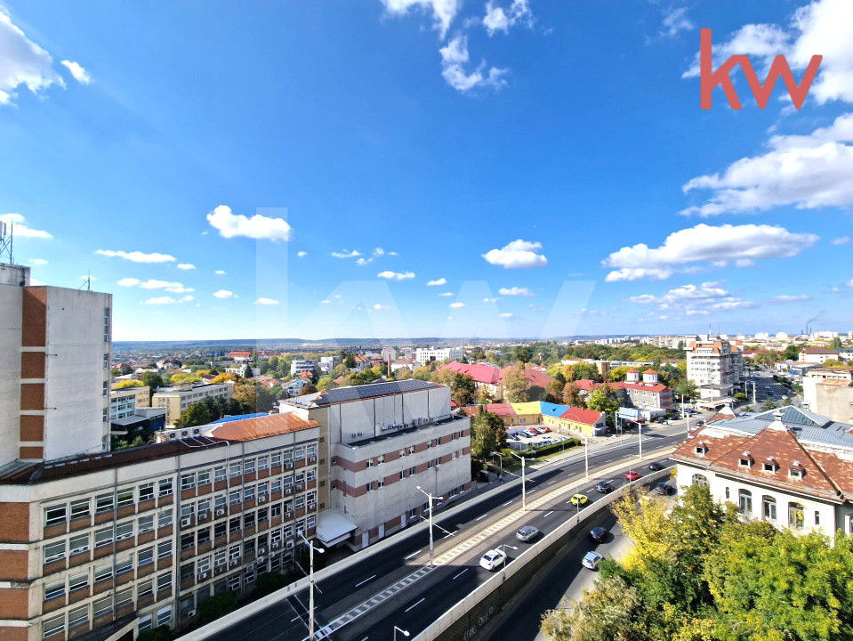 Central – 3 camere cu vedere superbă