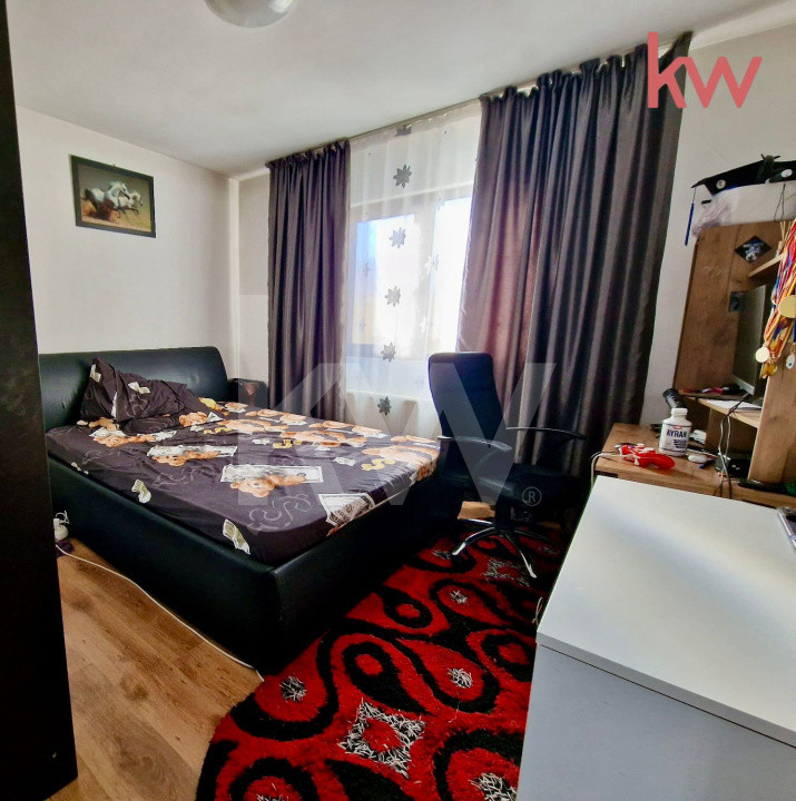 Casa De Vanzare La PRET De APARTAMENT