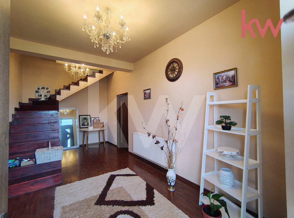 ✨Vila 8 camere, premium – Investiție versatilă, Brădești