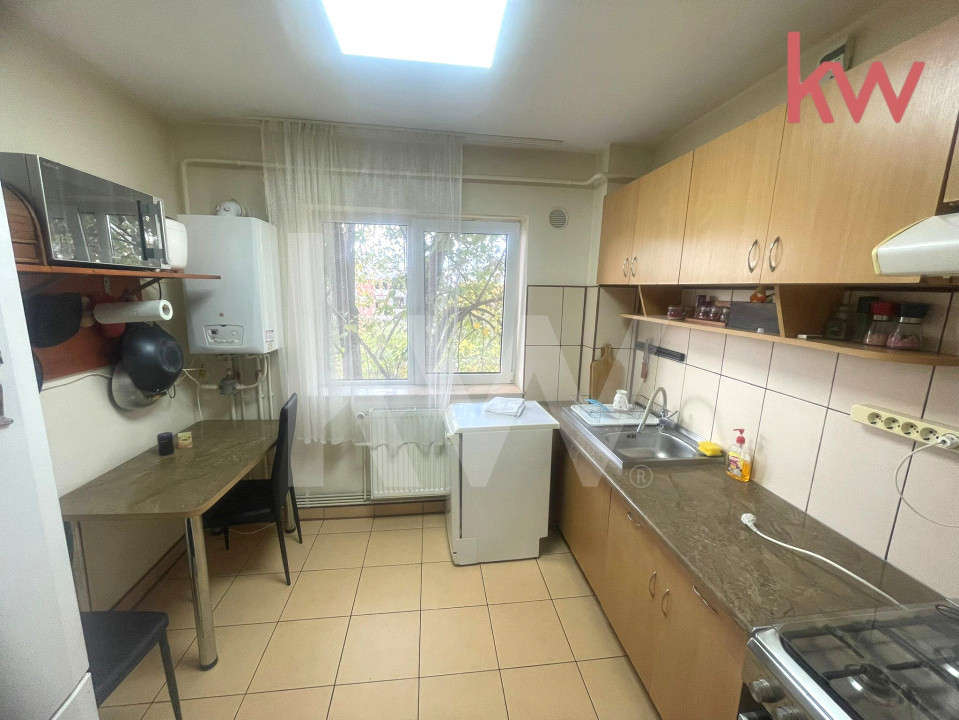 Apartament modern 3 Camere, Etaj 2, Centru