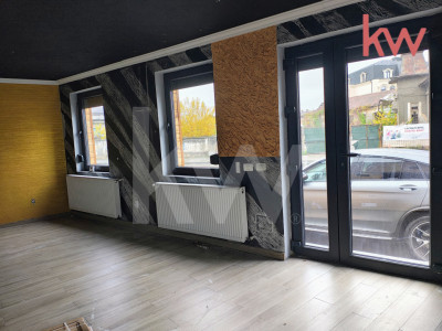 Spațiu cu vad excelent – ideal farmacie, magazin, reprezentanta